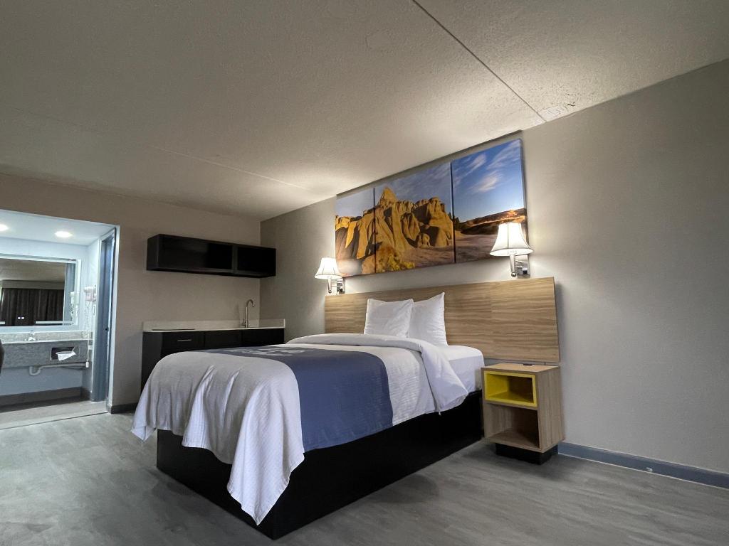 Days Inn by Wyndham Salina South