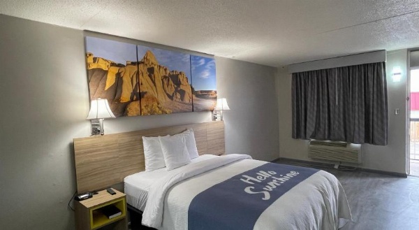 Days Inn by Wyndham Salina South image 17