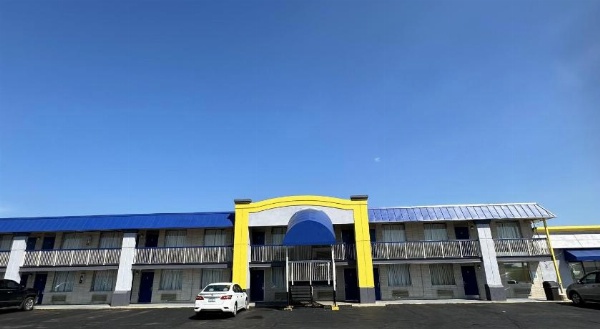 Days Inn by Wyndham Salina South image 19