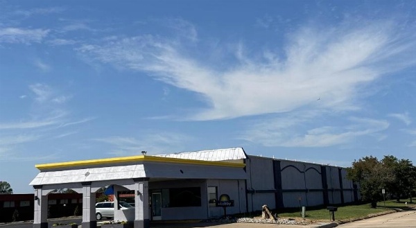 Days Inn by Wyndham Salina South image 20